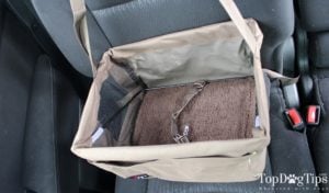 How Travel Hound seat looks attached.